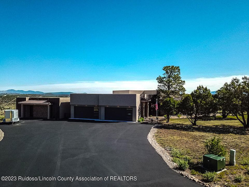 1st image of 255 Lincoln Hills Dr
