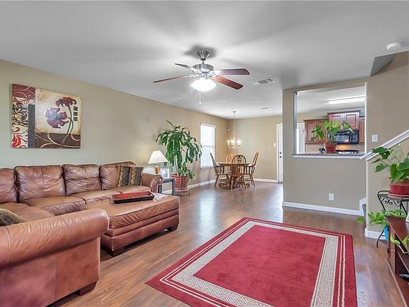 5th image of 207 Frio River Trl