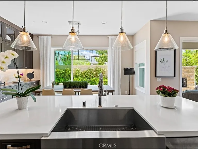100 Longden — Photo 7