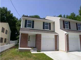 8 Buttonwood Ave, New Castle, DE 19720