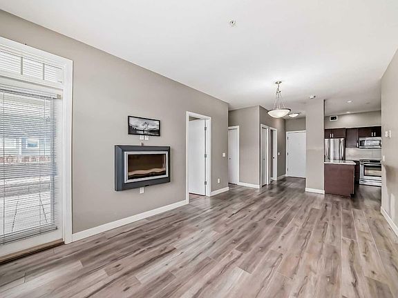 3rd image of 10 Auburn Bay Park SE #109