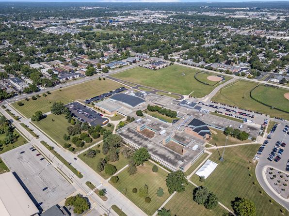 4122 Devon Rd, Royal Oak, MI 48073