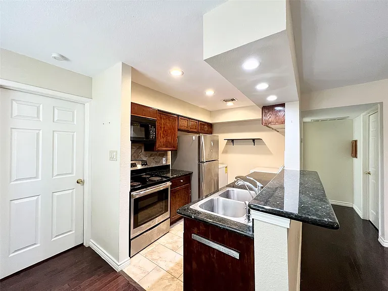 2626 Holly Hall St #306 — Photo 6