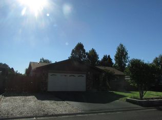5482 Sherwood Dr, Klamath Falls, OR
