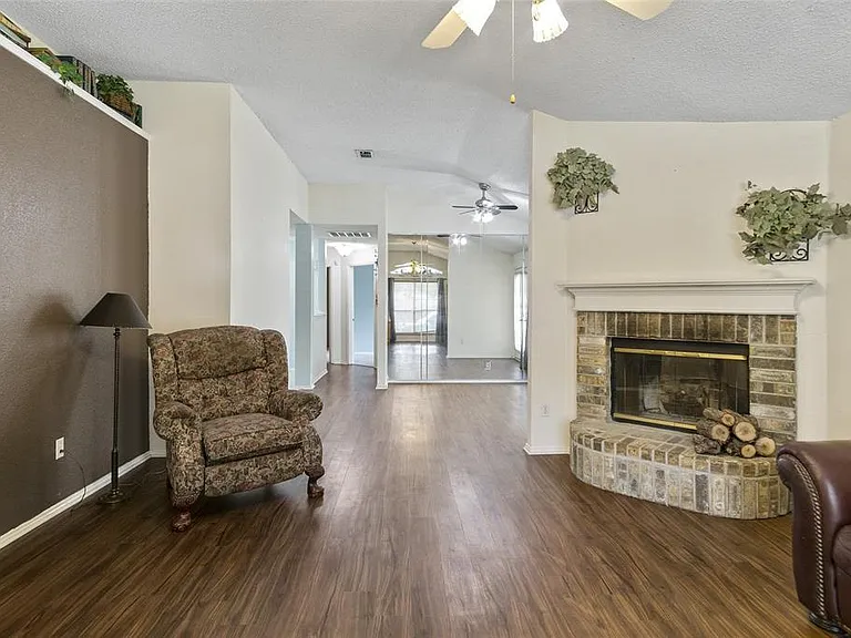 6324 Fern Meadow Dr — Photo 17
