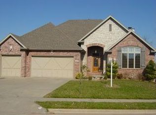 6008 S Overlook Trl, Springfield, MO 65810
