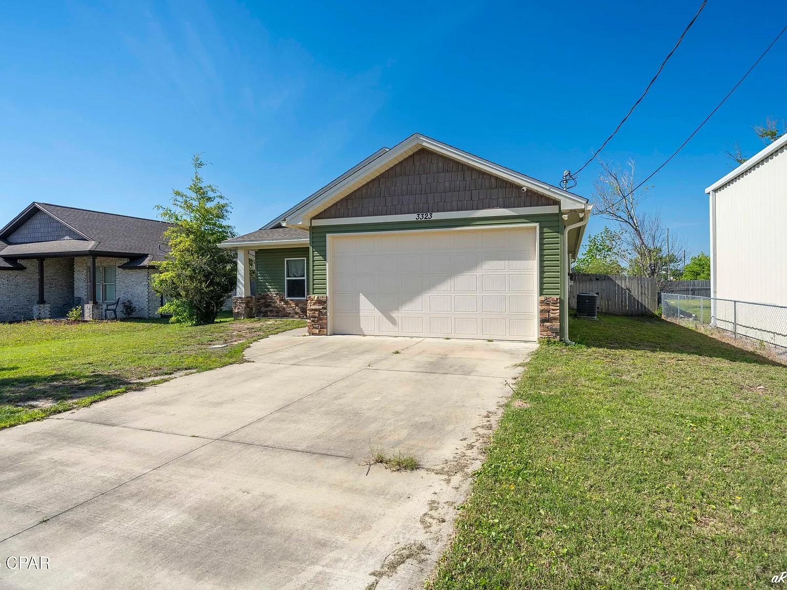 3 bed, 1474 sqft, $2,150 — Photo 2