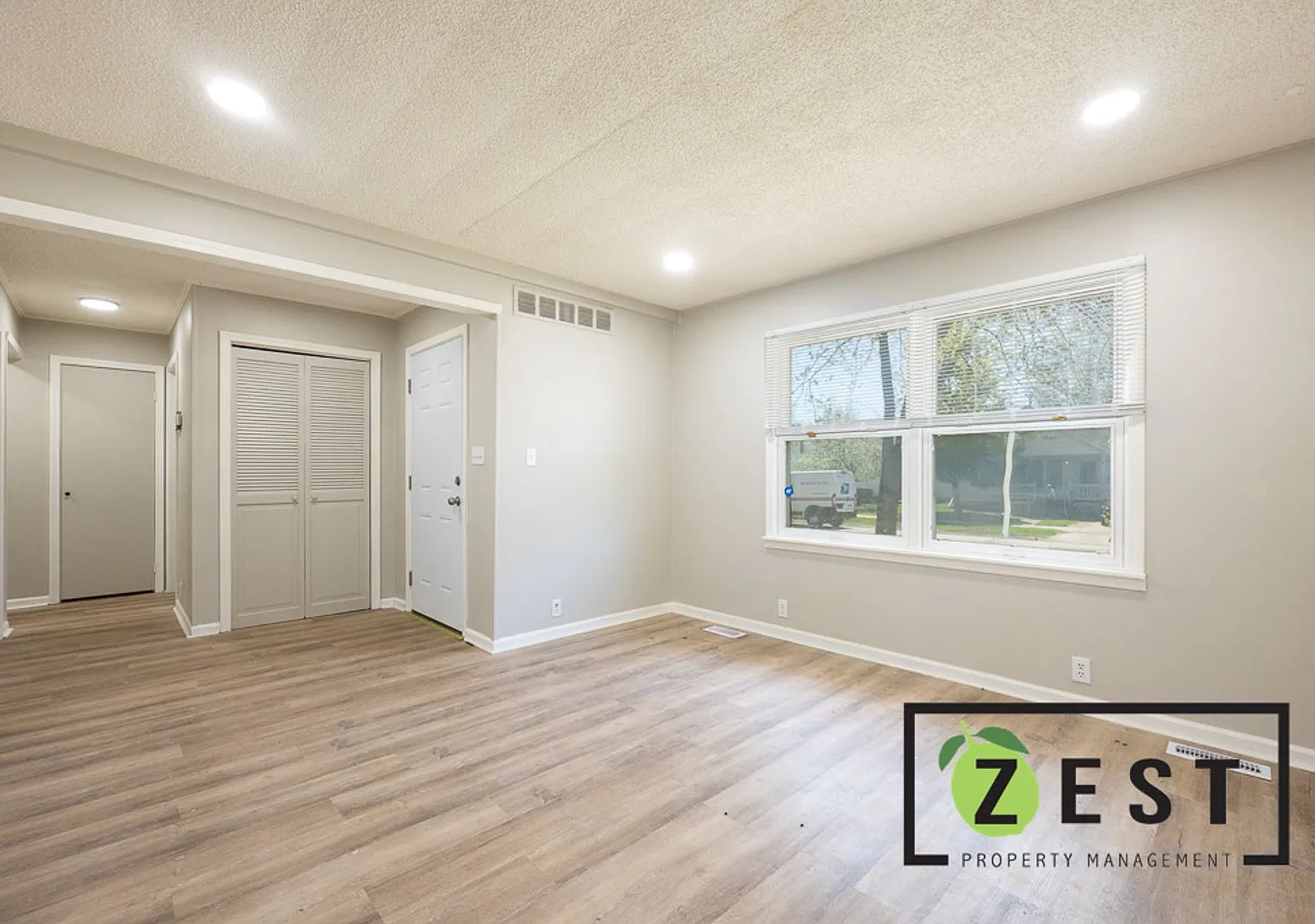 Open House- Thursday, September 3rd From 630pm-7pm! Beautiful Home! — Photo 4