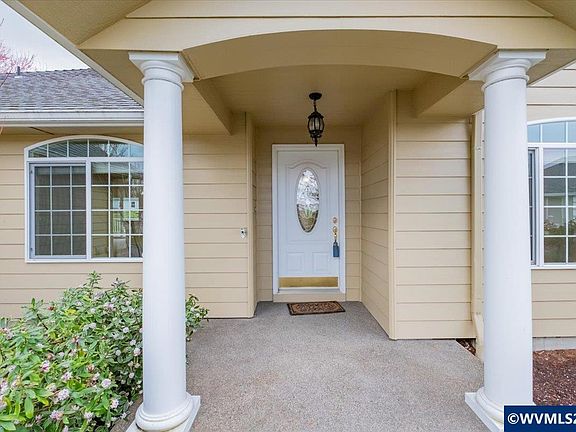 3rd image of 1787 Horseshoe Lake Cir NW