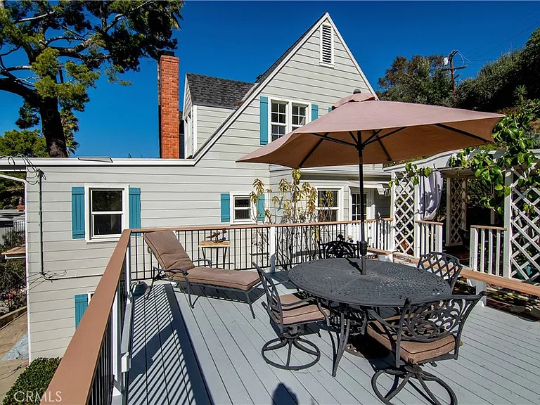 934 Highline Rd — Photo 36