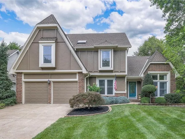 13202 W 116th Ter, Overland Park, KS 66210