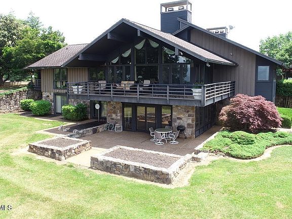 3rd image of 2047 Boatmans Ridge Rd