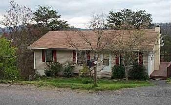 1st image of 400 Tanglewood Dr