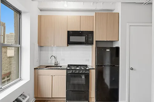 Floor plan 607