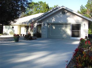 11 Mangrove Ct N, Homosassa, FL 34446