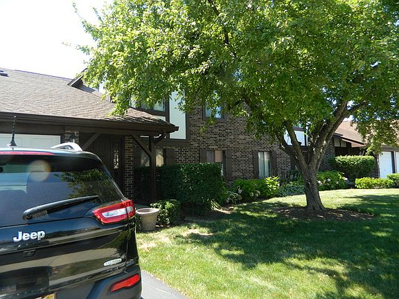 2nd image of 877 Cross Creek Ct #A1