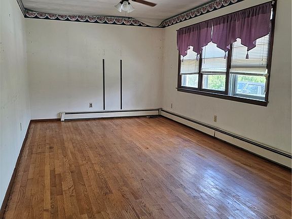 5th image of 6707 Freeman Hollow Rd