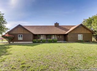 3140 Green Valley Rd, Cibolo, TX 78108