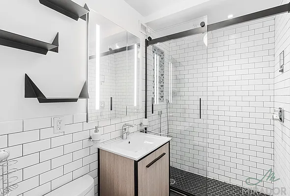 Rented by Mirador Real Estate | media 43