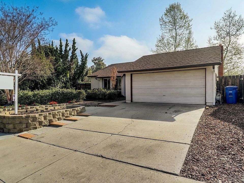 1st image of 13941 Olive Mesa Ct