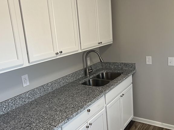 2nd image of 4210 W Washington St