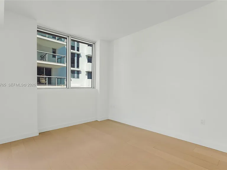 9221 E Bay Harbor Dr #511/512 — Photo 53