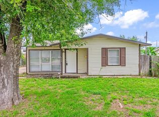 648 N 4th St, Garland, TX 75040