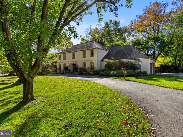 736 Woodleave Rd, Bryn Mawr, PA 19010