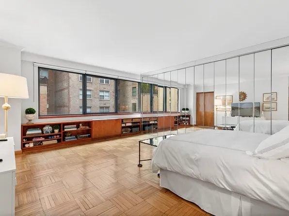 116 Central Park South 10G image 1 of 5