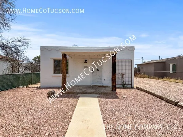 819 W Paris Promenade, Tucson, AZ 85705
