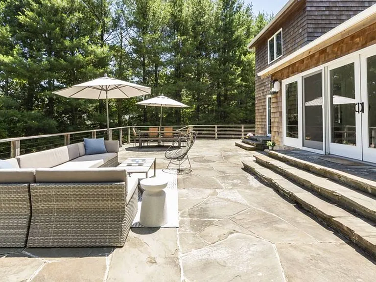 10 Scallop Ave — Photo 23