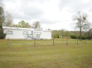 6040 SE 70th St, Trenton, FL 32693