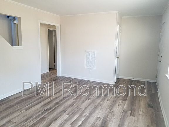 3rd image of 1213 Keswick Ln