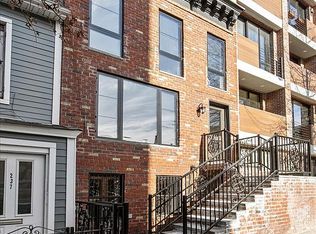 239 16th St, Brooklyn, NY 11215