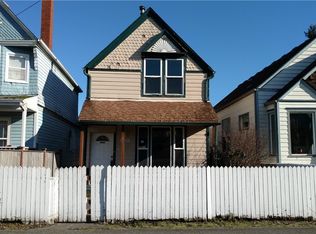 1911 S L St, Tacoma, WA 98405