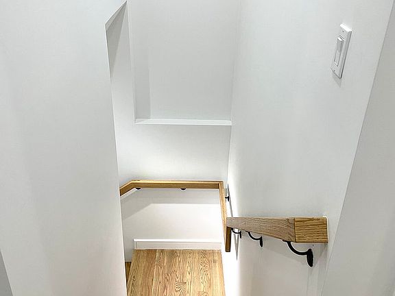 5th image of 2307 Avenue D #1F