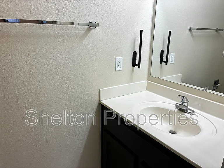 170 E Guadalupe Rd #161 — Photo 7