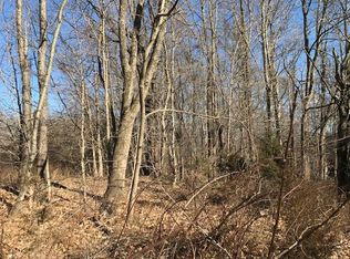 2771 E Pointe Cove Rd, Bloomington, IN 47401