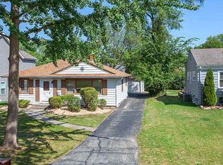 206 W Berkshire Ave, Lombard, IL