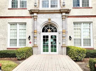 701 Mirror Lake Dr N APT 121, Saint Petersburg, FL 33701