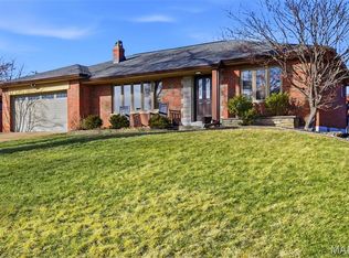 10643 Charrette Dr, Saint Louis, MO 63123