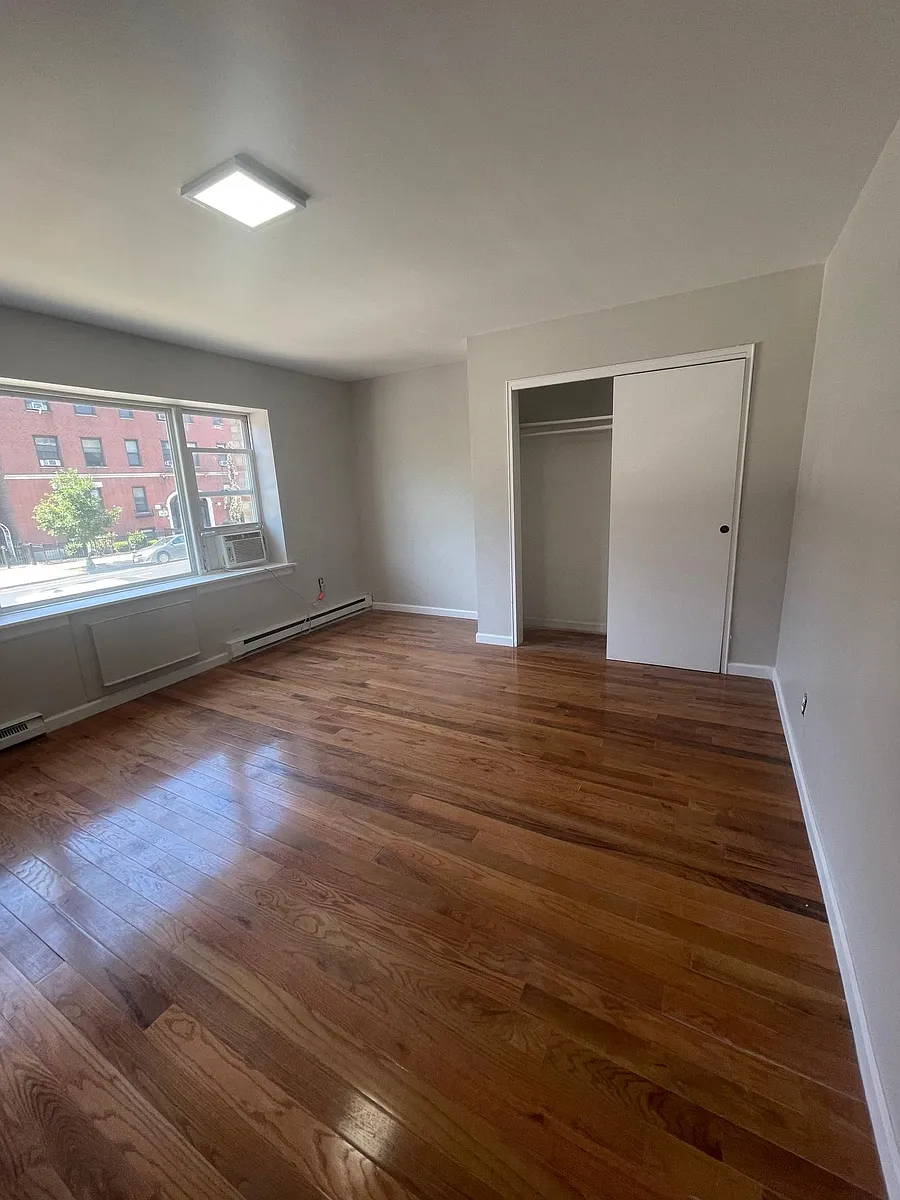 Building Photo - 2680 Kennedy Blvd #21