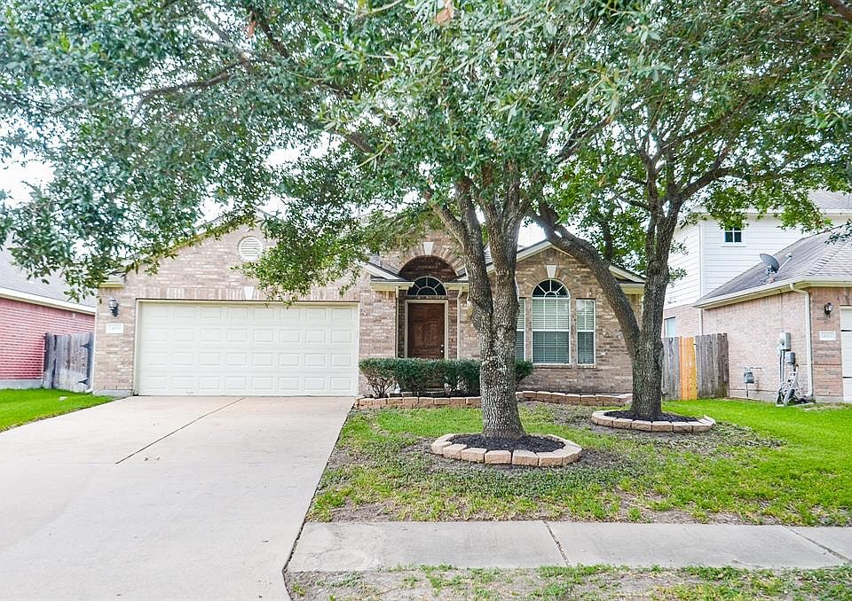 1st image of 14618 Cypress Cottage Ct