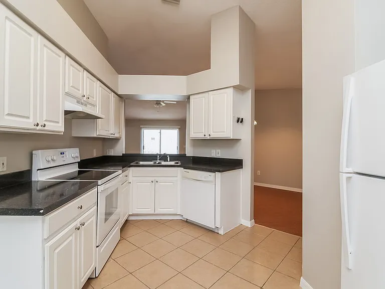 13331 Prestwick Dr — Photo 6