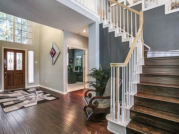 4th image of 7808 Alderwood Pl