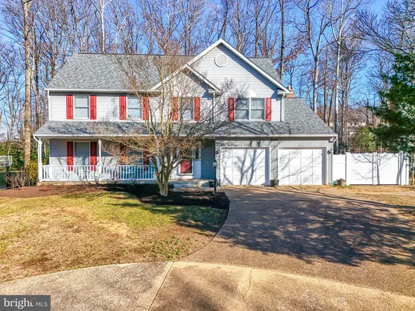 16005 Kenilworth Ct, Woodbridge, VA 22191