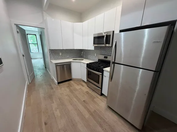 1473 Bushwick Avenue image 1 of 32