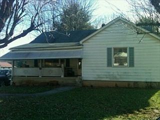1st image of 2258 Franklin St