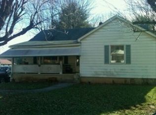 2258 Franklin St, Salem, VA 24153