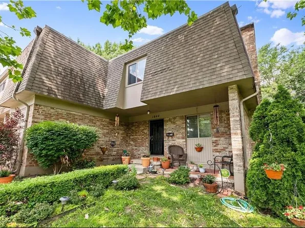 1844 E 97th St, Kansas City, MO 64131